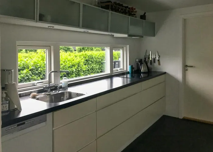 Architect House Within Walking Distance Of Casa vacanze